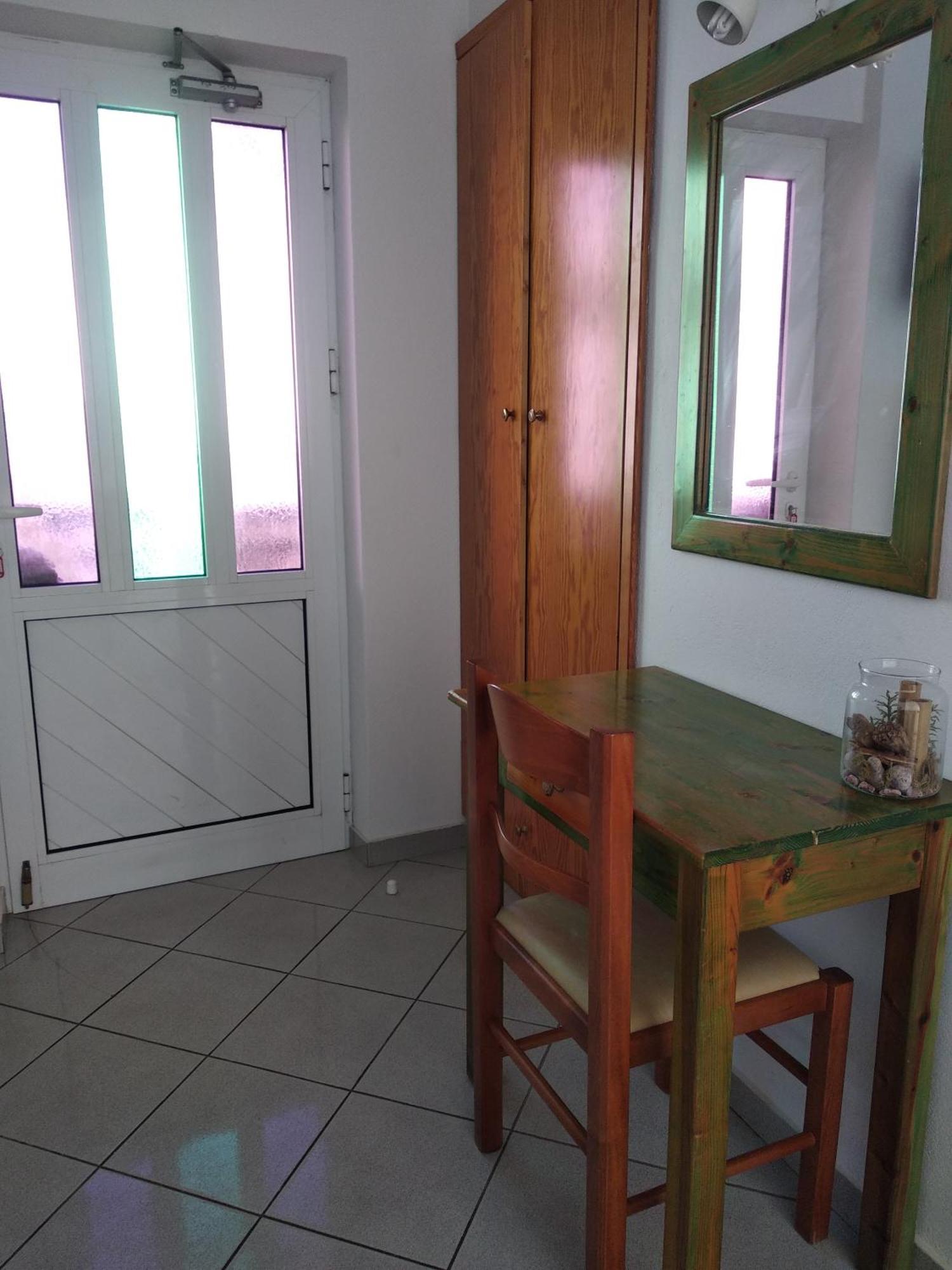 Ton Mari Apartment *